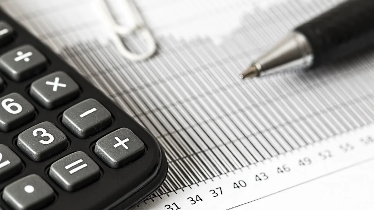 Comptables et fiscalistes : traverser la saison des impôts sans chaos