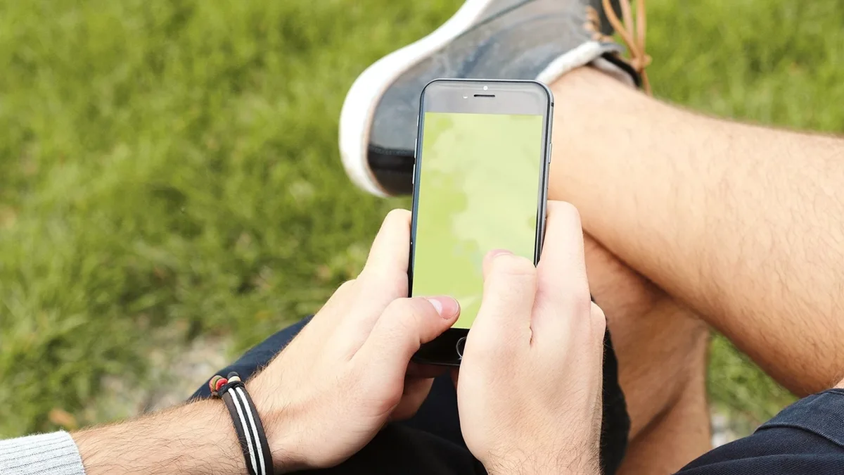 Tablette ou téléphone : quel appareil pour vos équipes terrain
